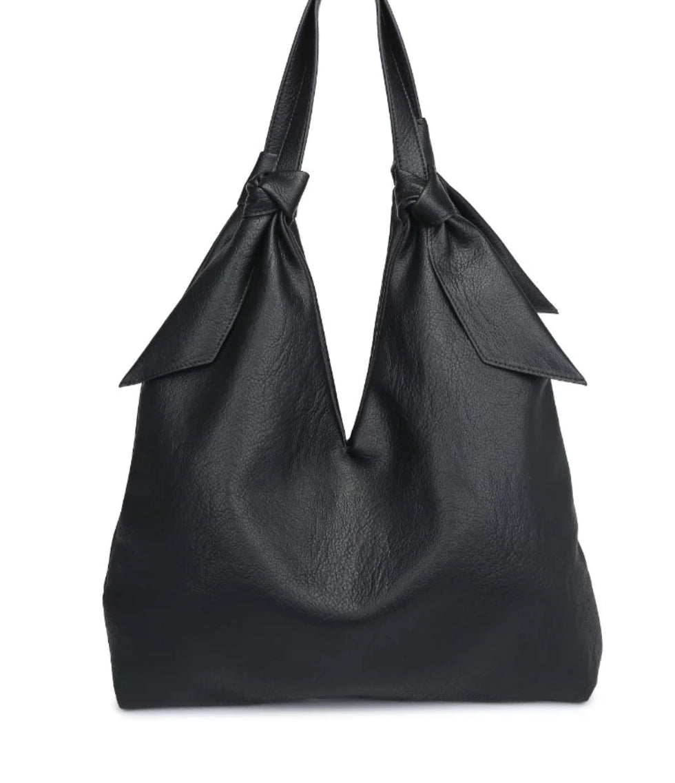 V’s slouchy hobo